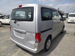 2020 Nissan NV200, серебристый, 1900000 рублей, вид 4
