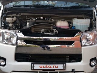 2019 Toyota HiAce H200 Рестайлинг, белый, 4300000 рублей, вид 2