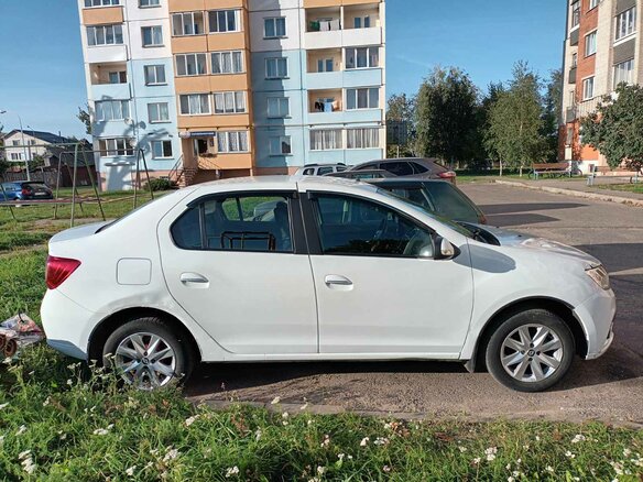 2019 Renault Logan II Рестайлинг, белый, 769999 рублей - вид 2