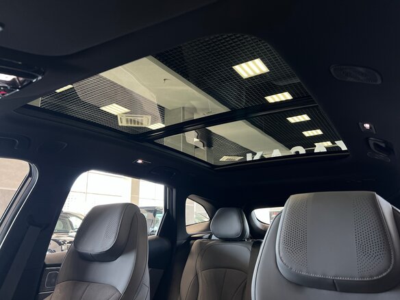 2026 Geely Galaxy M7, серебристый - вид 28