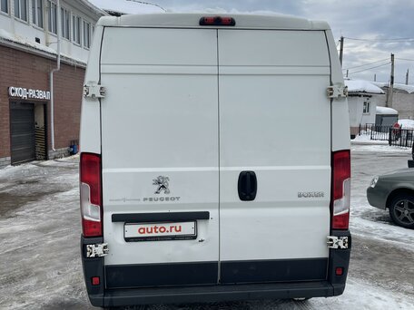 2017 Peugeot Boxer, белый, 2000000 рублей, вид 4