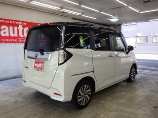 2022 Toyota Roomy I Рестайлинг, белый, 890000 рублей, вид 5