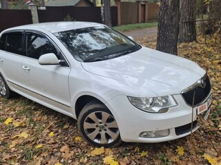2012 Skoda Superb II, белый, 900000 рублей, вид 3