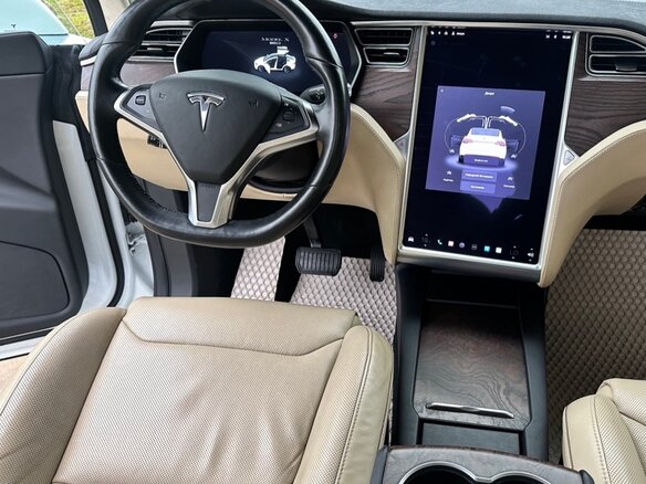 2016 Tesla Model X 90D I, белый, 3700000 рублей - вид 17