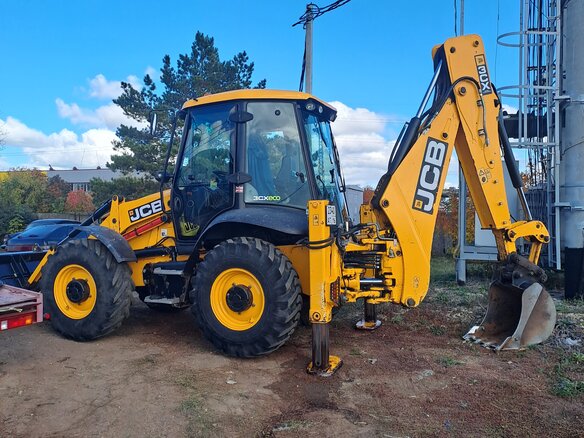 2018 JCB 3CX, жёлтый, 9000000 рублей - вид 1