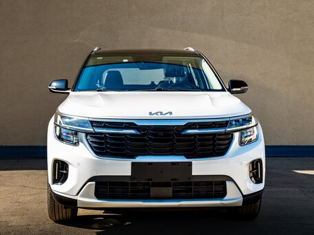 2026 Kia Seltos I Рестайлинг, белый, 2255000 рублей, вид 3