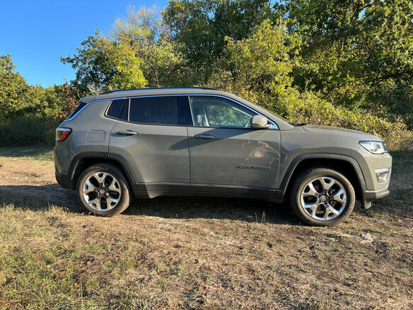 2020 Jeep Compass II, серый, 1900000 рублей - вид 26
