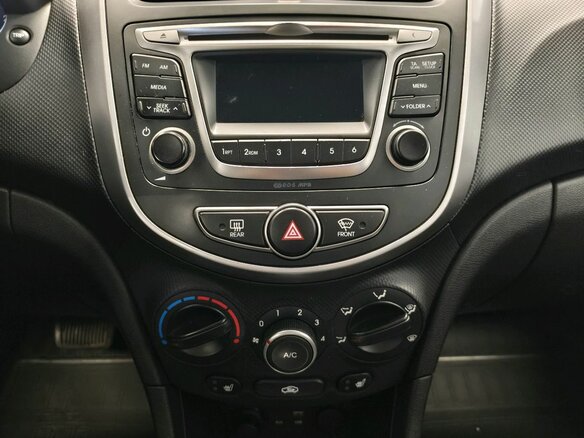 2014 Hyundai Solaris I Рестайлинг, белый - вид 6