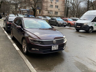 2015 Volkswagen Passat B8, красный, 1999999 рублей, вид 4
