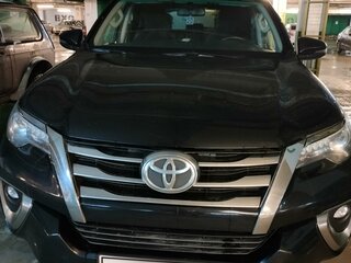 2020 Toyota Fortuner II, чёрный, 4500000 рублей, вид 2