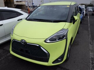 2020 Toyota Sienta II Рестайлинг, жёлтый, 1750000 рублей, вид 3