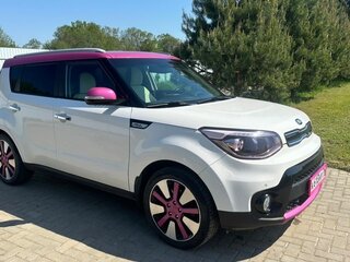 2019 Kia Soul II Рестайлинг, белый, 1600000 рублей, вид 3