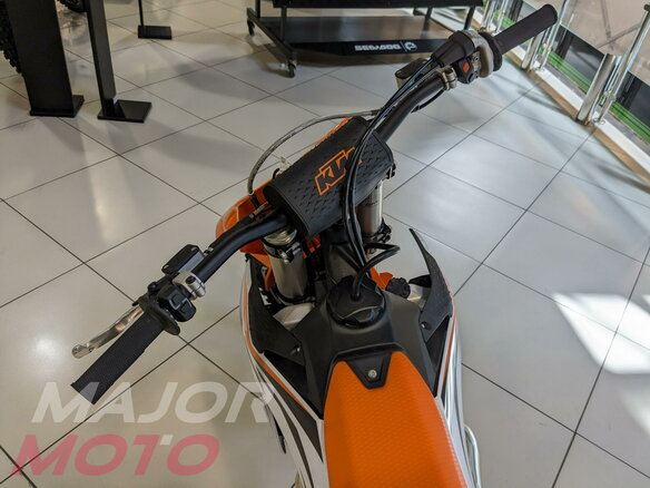 2023 KTM 300 SX, оранжевый, 950900 рублей - вид 5