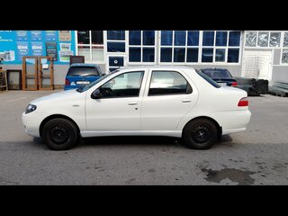 2011 Fiat Albea I Рестайлинг, белый, 380000 рублей, вид 4