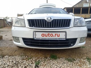 2013 Skoda Octavia II (A5) Рестайлинг, белый, 900000 рублей, вид 1