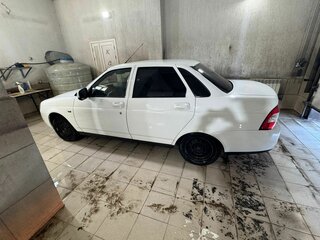 2015 Lada (ВАЗ) Priora I Рестайлинг, белый, 730000 рублей, вид 3