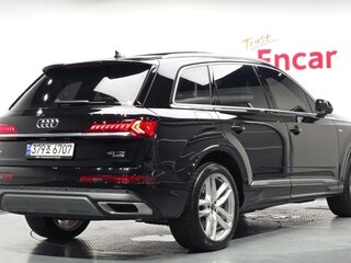 2023 Audi Q7 45 TDI II (4M) Рестайлинг, чёрный, 10420911 рублей, вид 4