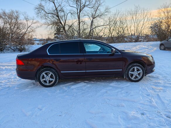 2014 Skoda Superb DSG II Рестайлинг, пурпурный, 1359000 рублей - вид 18