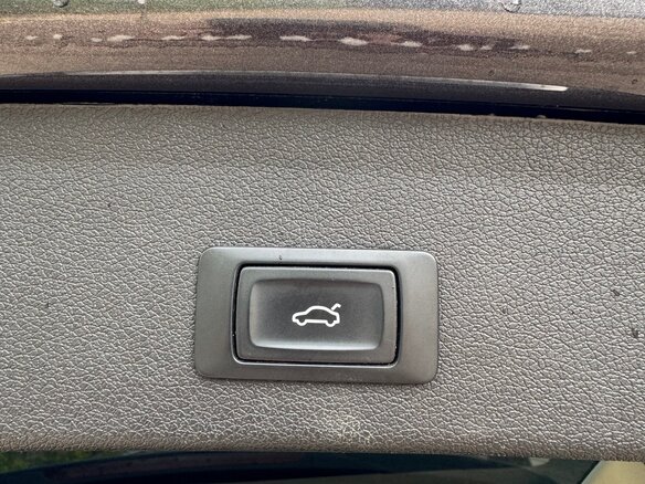 2014 Audi Q5 I (8R) Рестайлинг, чёрный, 1810000 рублей - вид 16