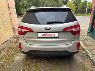 2014 Kia Sorento II Рестайлинг, серебристый, 1540000 рублей, вид 2