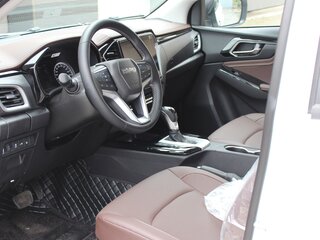 2023 Isuzu D-Max III, белый, 4900000 рублей, вид 2