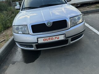 2005 Skoda Superb I, серебристый, 550000 рублей, вид 2