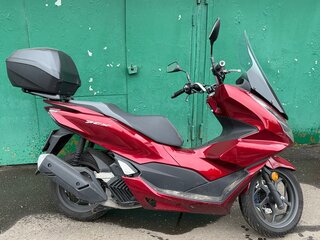 2021 Honda PCX 125, красный, 325000 рублей, вид 1