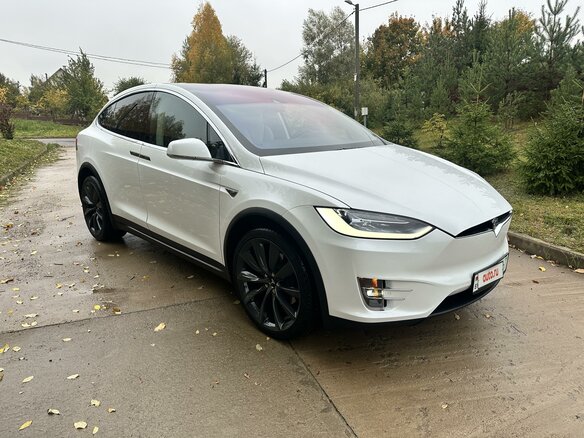 2016 Tesla Model X 90D I, белый, 3700000 рублей - вид 3