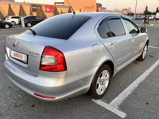 2010 Skoda Octavia DSG7 II (A5) Рестайлинг, серебристый, 1030000 рублей, вид 5