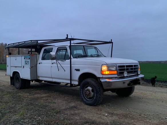 1992 Ford F-350, белый, 1600000 рублей - вид 1