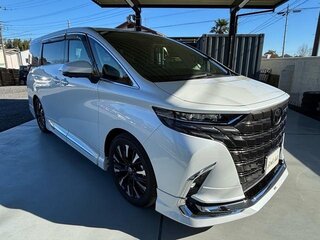 2024 Toyota Alphard IV, белый, 8100000 рублей, вид 3