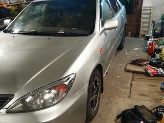 2002 Toyota Camry V (XV30), серебристый, 650000 рублей, вид 2