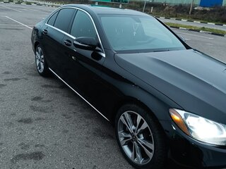 2017 Mercedes-Benz C-Класс 300 9G-TRONIC IV (W205), чёрный, 2672156 рублей, вид 3