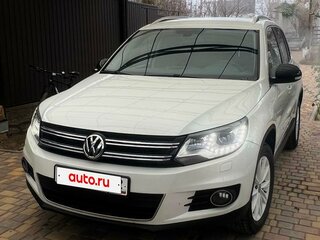 2015 Volkswagen Tiguan I Рестайлинг, белый, 1650000 рублей, вид 1
