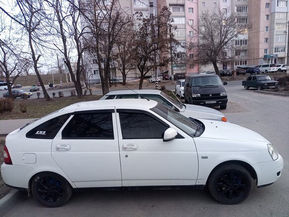 2011 Lada (ВАЗ) Priora I, белый, 285000 рублей - вид 1
