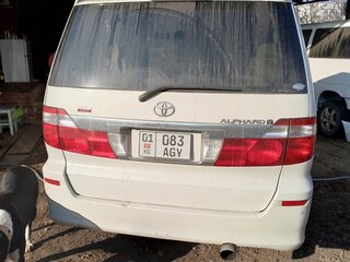 2002 Toyota Alphard I, белый, 830000 рублей, вид 2