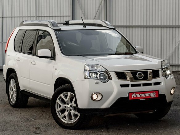 2014 Nissan X-Trail II Рестайлинг, белый - вид 3