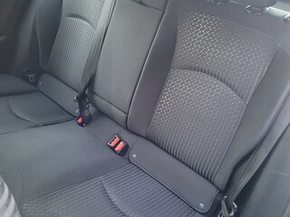2018 Toyota Prius IV (XW50), серебристый, 2129004 рублей, вид 5