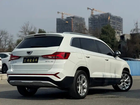 2023 Jetta VS7 I Рестайлинг 1, белый, 1480000 рублей, вид 3