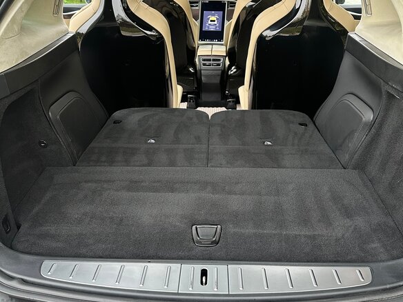 2016 Tesla Model X 90D I, белый, 3700000 рублей - вид 16