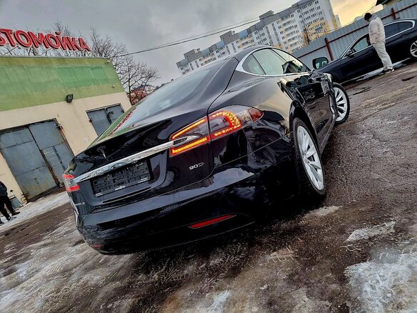2017 Tesla Model S 90D I Рестайлинг, чёрный, 3150000 рублей - вид 11