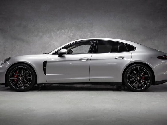 2018 Porsche Panamera 4 II, серый, 5900000 рублей - вид 5