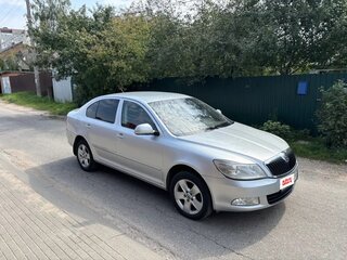 2010 Skoda Octavia II (A5) Рестайлинг, серый, 570000 рублей, вид 5