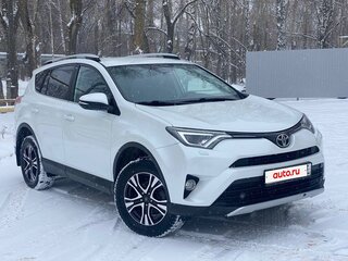 2018 Toyota RAV4 IV (XA40) Рестайлинг, белый, 2790000 рублей, вид 3
