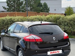 2014 Renault Megane III Рестайлинг 2, коричневый, 760000 рублей, вид 4