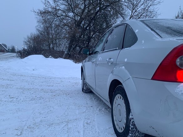 2010 Ford Focus II Рестайлинг, серый, 550000 рублей - вид 4