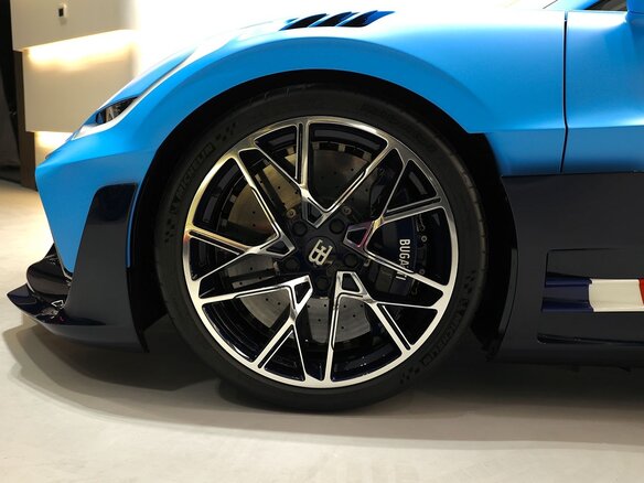 2021 Bugatti Divo, синий - вид 7