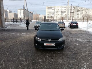 2012 Volkswagen Polo V, чёрный, 640000 рублей, вид 2
