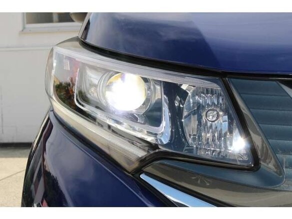 2021 Honda Freed II Рестайлинг, синий - вид 2