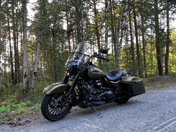 2018 Harley-Davidson Road King, зелёный, 1850000 рублей - вид 4